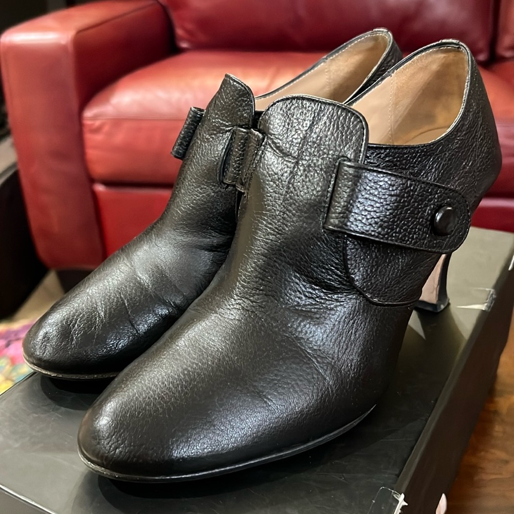 Repetto Oslo Booties in black leather, size 8 , very gently worn